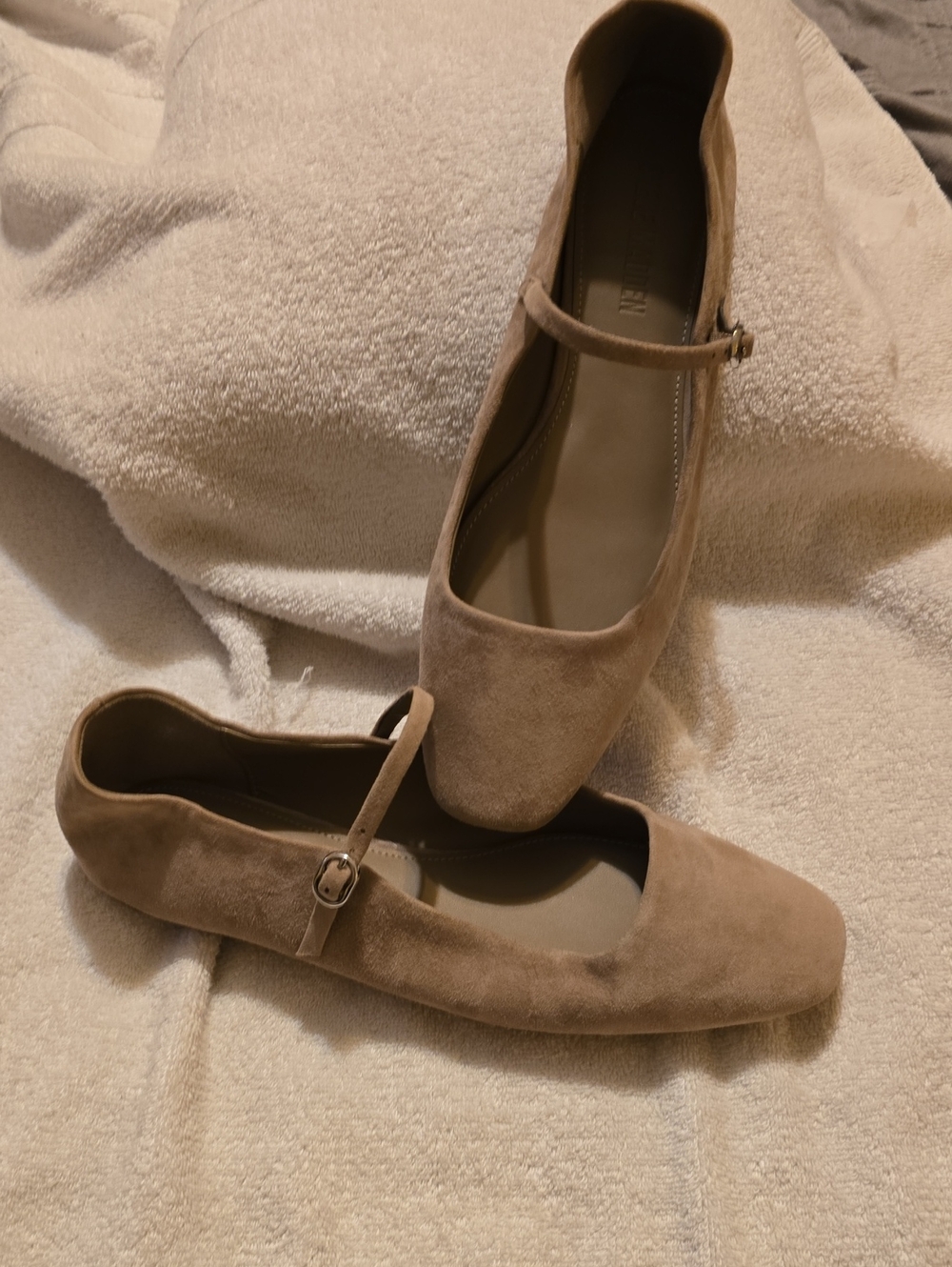 Steve Madden Suede Ballet Flats Taupe Mary Jane Strap Buckle 8.5 NWOB